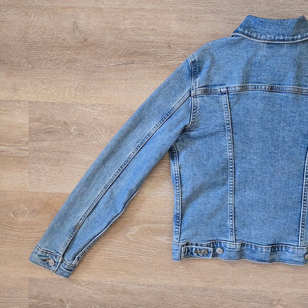 Levi’s Original Trucker Jacket Women’s Small – Classic Stretch Denim, Light Wash - Picture 12 of 17